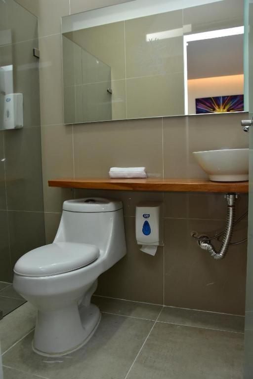 Hotel Valcon Санта-Роса-де-Кабаль Экстерьер фото